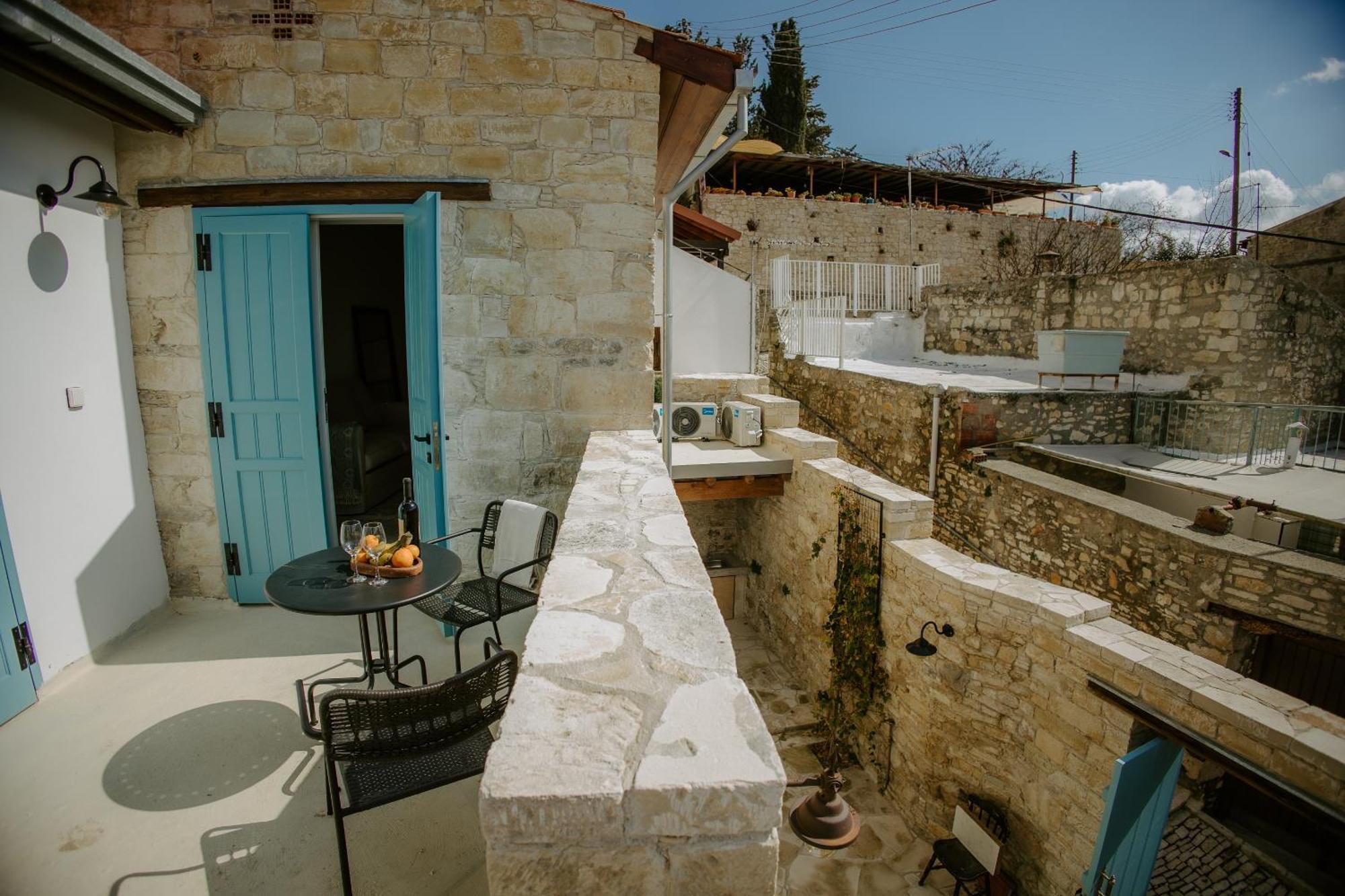 Smaragda'S Guest Rooms Limassol Luaran gambar