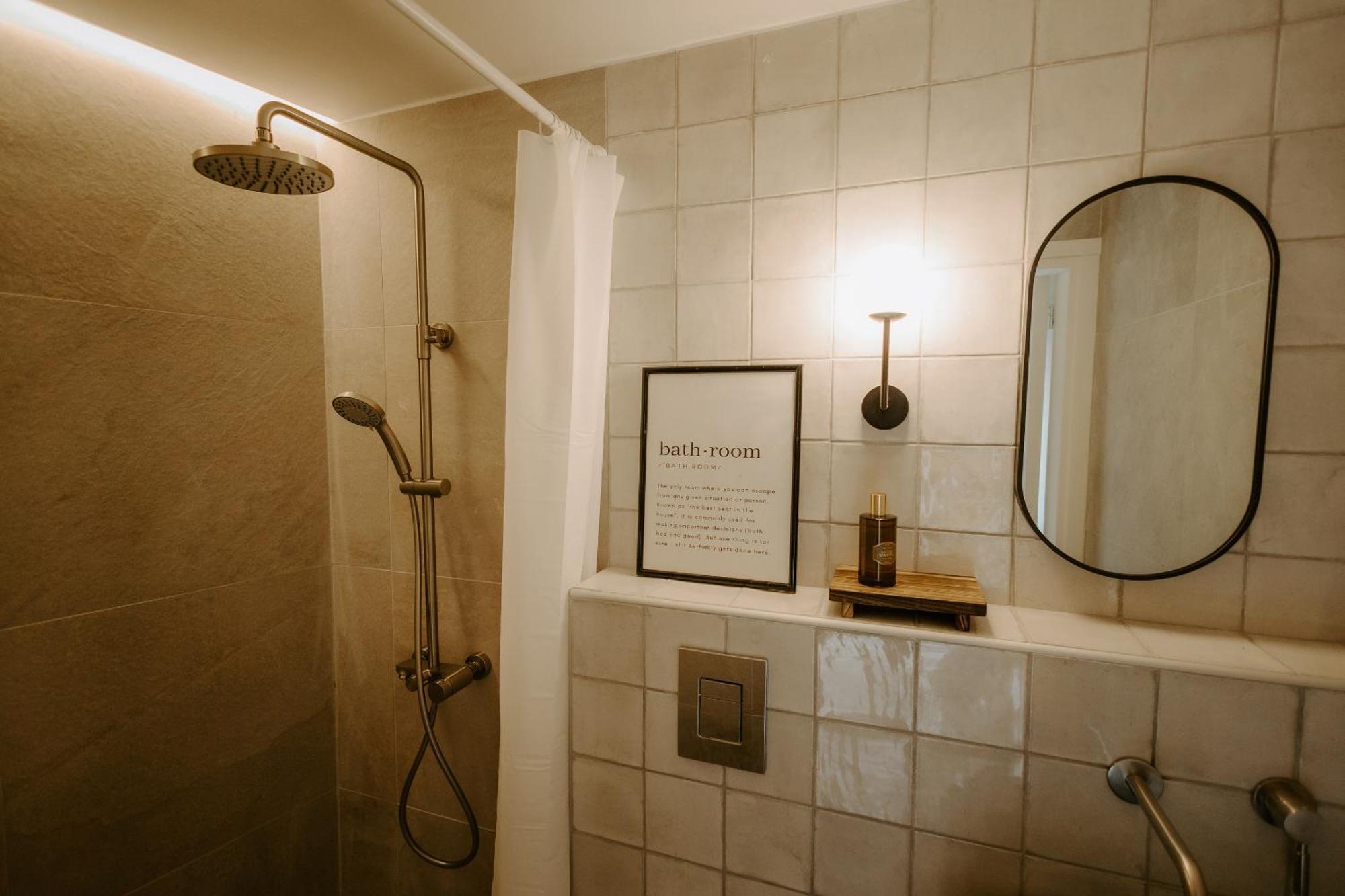 Smaragda'S Guest Rooms Limassol Luaran gambar