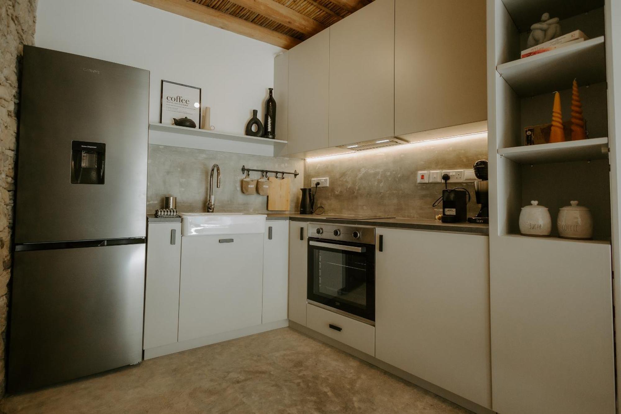 Smaragda'S Guest Rooms Limassol Luaran gambar